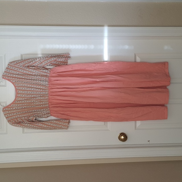 NWOT Nursing Dress - Picture 1 of 8